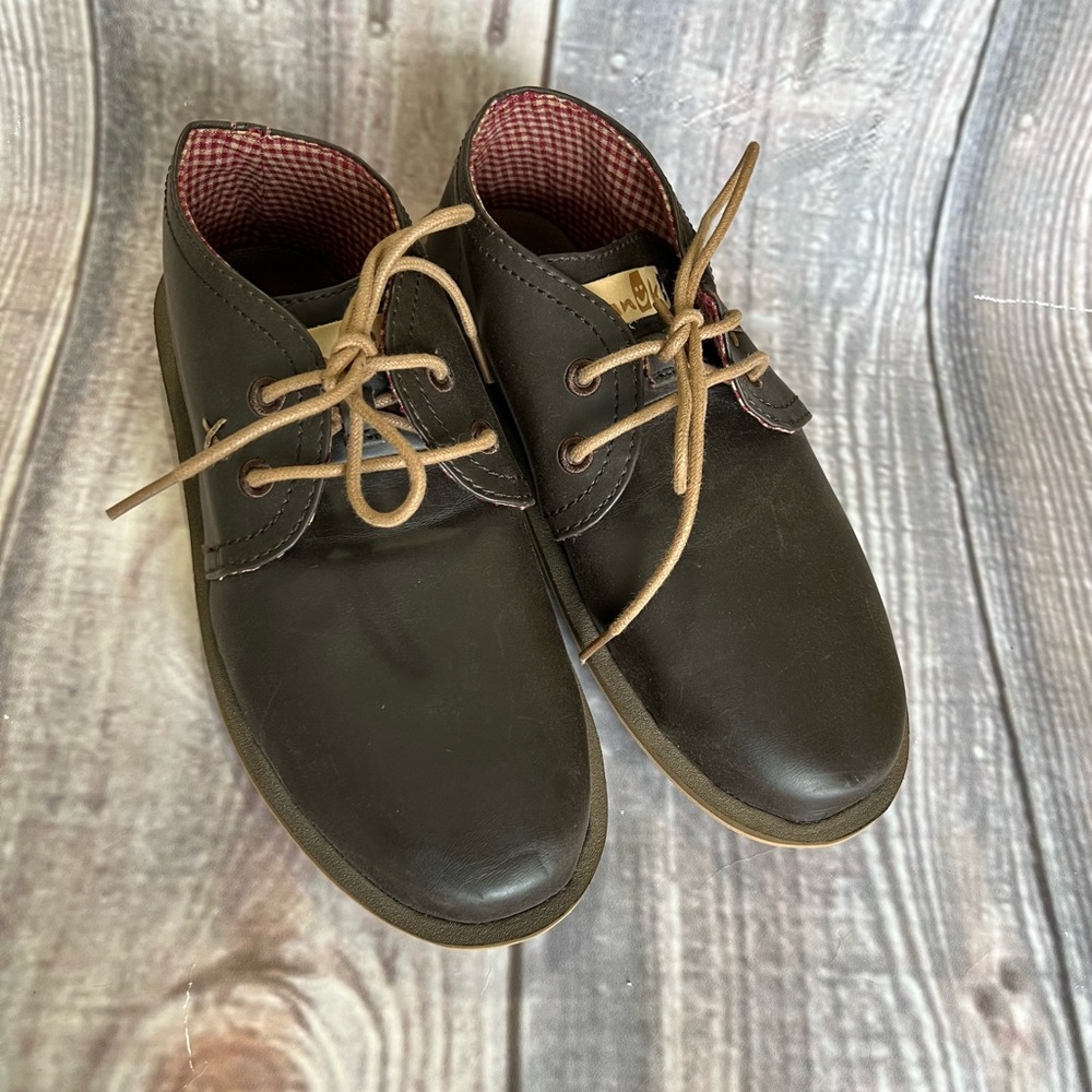 Men’s Sanuk Boots size 8 Koda